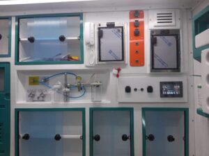 EQUIPO Y ACCESORIOS PARA HOSPITALES